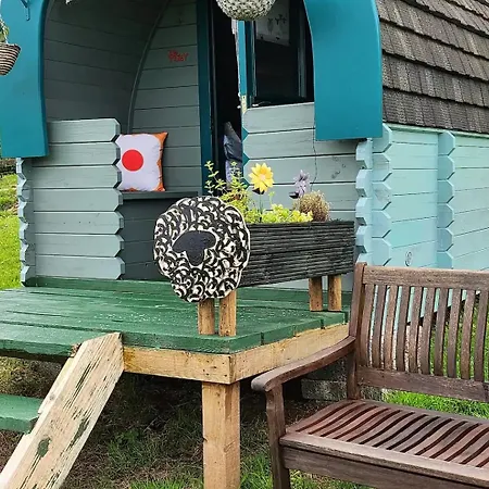 Chick Hotel Pembroke Exterior photo